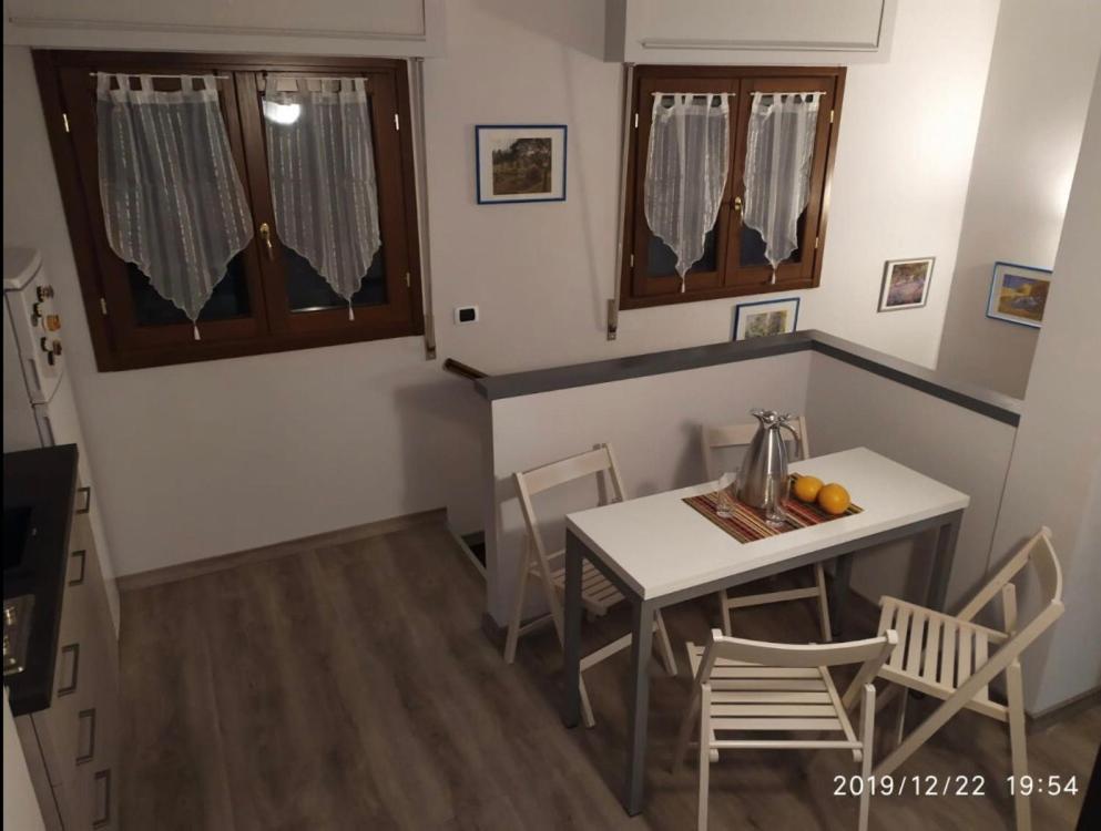 Appartamento In Villa Con Giardino A 300M Dal Lago Maggiore Castelletto sopra Ticino Exterior foto
